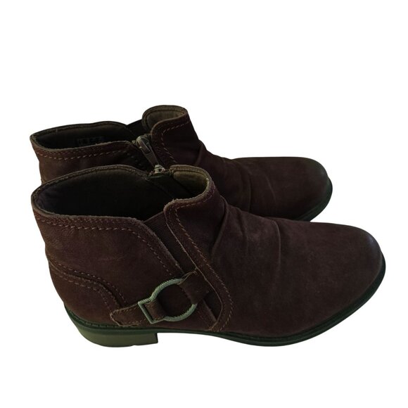 Clarks Collection Hearth Faye Burgundy Suede Zip Closure Booties Size 10W - Picture 2 of 14